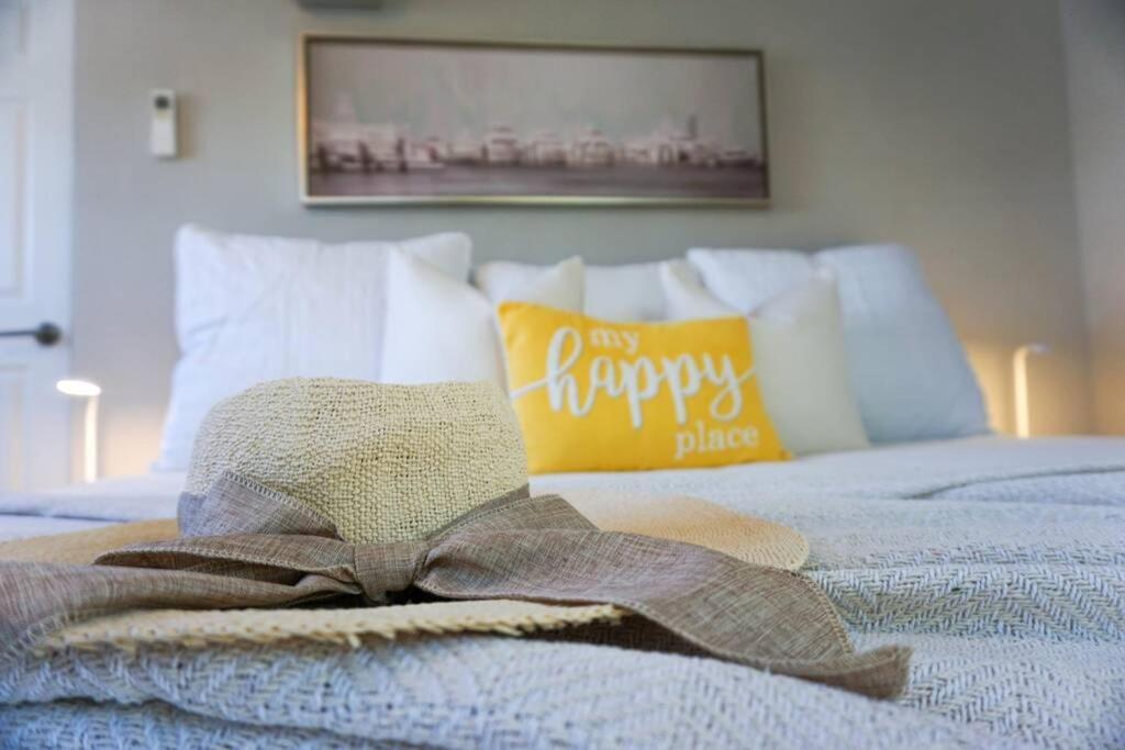 The Beach House At Seascape Steps From The Beach, Marina And Shops! 西棕榈滩 外观 照片